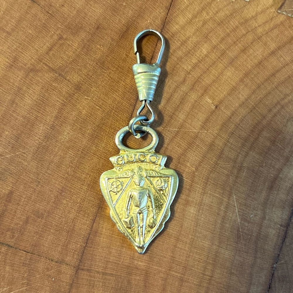Vintage Gucci Gold Charm Keychain Key Ring Unisex Ladies Fashion Accessory
